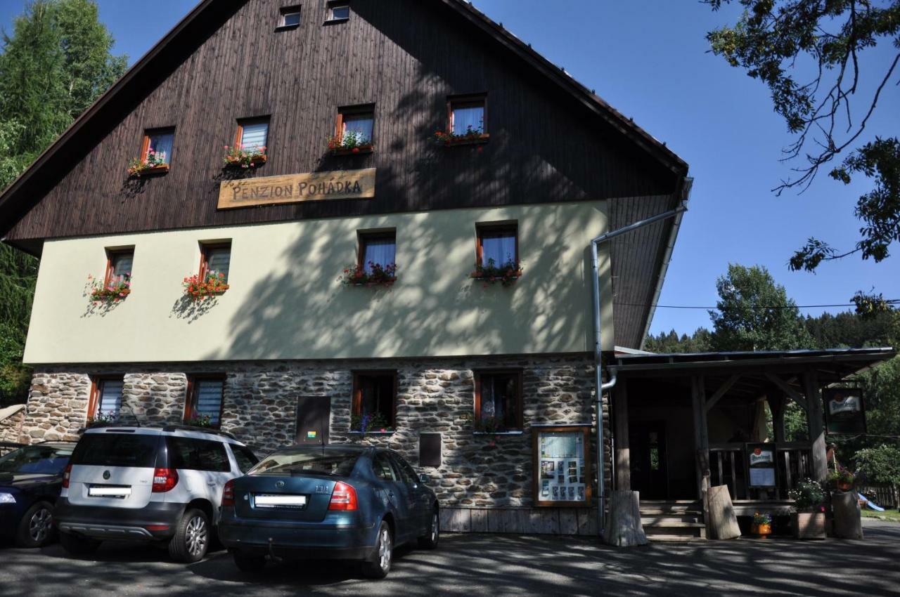 Penzion Pohadka Hojsova Stráž Bagian luar foto